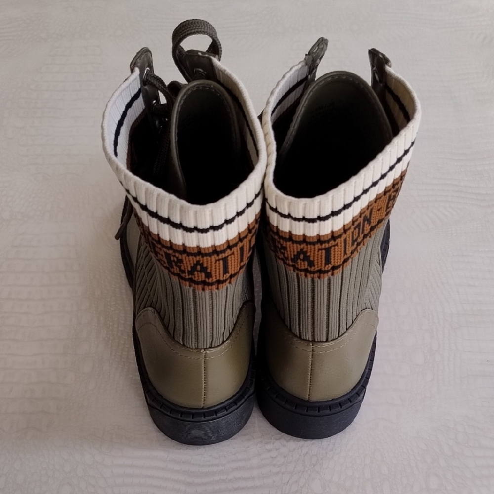 New BCBG Generation Olive Green Combat Boots Sz 7.5 - Picture 5 of 8